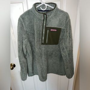 Vineyard Vines 1/4 Zip Sherpa size Large